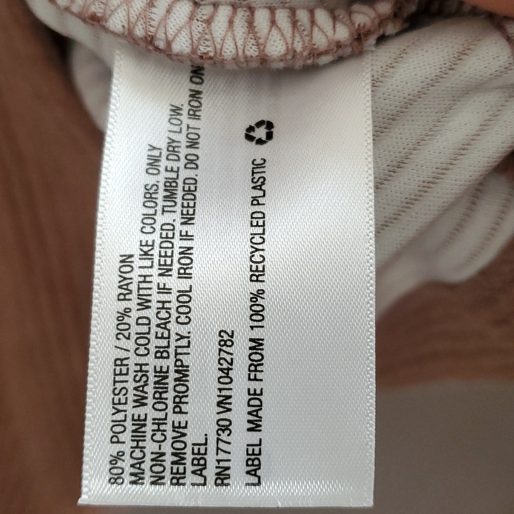 Sweater - Picture 4 of 4